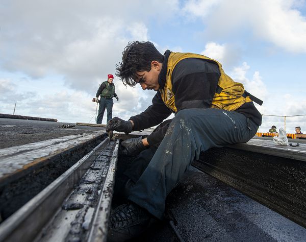 01_uss_nimitz_steam_catapult_electromagnetic_navy_launch_systems_support_our_troops.jpg