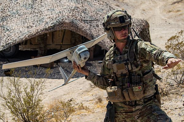 06_RQ_11B_Raven_target_acquisition_UAS_AeroVironment_surveillance_Support_Our_Troops.jpg